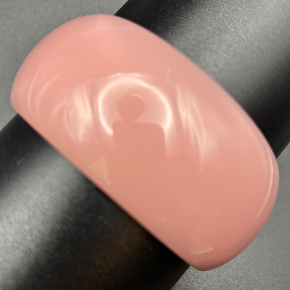 Vintage Chunky Bangle Bracelet Translucent Light Pink Pastel Acrylic Size 8